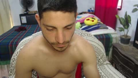 Snapshot of damian_29 chatting on April 5, 2026, 7:55 pm Damian online show from April 5, 2026, 7:55 pm