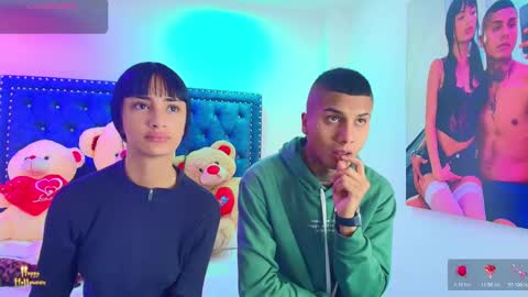 DAMIAN AND ROXANNE.  online show from October 20, 2025, 12:49 pm