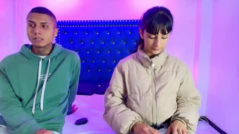 Snapshot of damian_and_roxanne chatting on January 11, 2026, 12:32 pm DAMIAN AND ROXANNE. online show from January 11, 2026, 12:32 pm