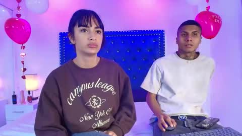 Snapshot of damian_and_roxanne chatting on February 13, 2026, 1:07 pm DAMIAN AND ROXANNE. online show from February 13, 2026, 1:07 pm