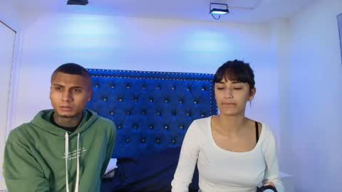 Snapshot of damian_and_roxanne chatting on June 9, 2026, 12:39 pm DAMIAN AND ROXANNE. online show from June 9, 2026, 12:39 pm