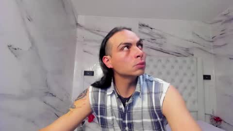 damian_and_tiana online show from February 28, 2025, 1:58 am