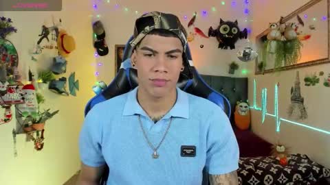 Damian online show from November 19, 2025, 3:06 am