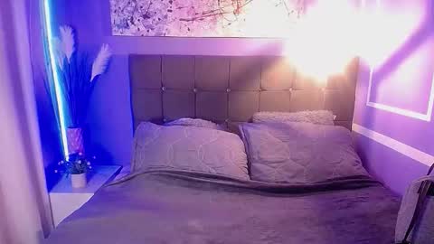 damian_n_lissa online show from October 27, 2025, 1:42 am