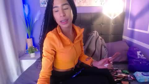 damian_n_lissa online show from November 16, 2025, 2:06 am