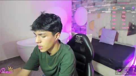 damian_tay online show from May 15, 2026, 11:28 am