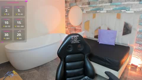 damian_tay online show from May 20, 2026, 11:38 am