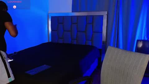 damiano_walker online show from April 22, 2026, 5:21 am