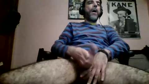 Snapshot of damianour chatting on May 15, 2026, 12:17 am damianour online show from May 15, 2026, 12:17 am