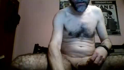 Snapshot of damianour chatting on May 15, 2026, 11:34 pm damianour online show from May 15, 2026, 11:34 pm