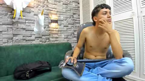 LIAM online show from October 15, 2025, 6:19 pm