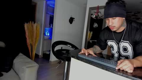 INSTAGRAM  DAMMIANMILLEROFICIAL online show from December 21, 2025, 10:39 pm