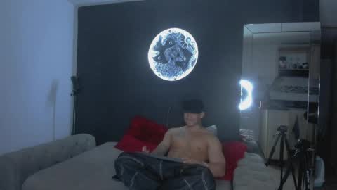 INSTAGRAM  DAMMIANMILLEROFICIAL online show from April 6, 2026, 4:57 am