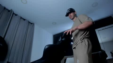 INSTAGRAM  DAMMIANMILLEROFICIAL online show from April 12, 2026, 2:38 am