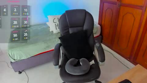 Kary-- independent model Schedule 0530am-1000am colombian time online show from February 24, 2026, 12:30 am