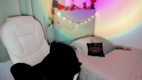 Criss online show from October 18, 2025, 12:13 am