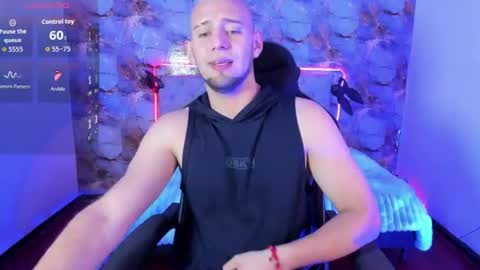 Snapshot of damon_baker0 chatting on July 10, 2026, 3:03 pm Damon bakert online show from July 10, 2026, 3:03 pm