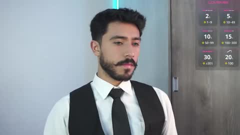 damon_frost online show from December 13, 2024, 11:39 pm