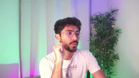 damon_frost online show from April 21, 2026, 1:42 am