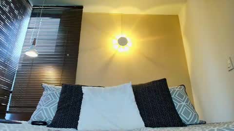 Damon  Salvatore online show from February 28, 2026, 8:21 pm