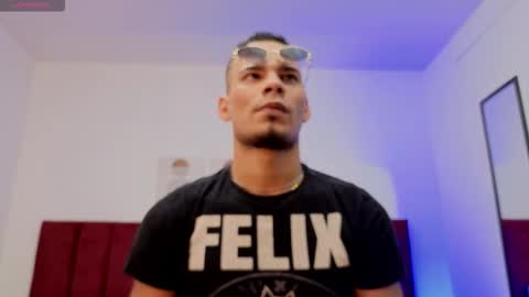 Snapshot of damonblackj chatting on November 3, 2025, 8:21 pm Damon online show from November 3, 2025, 8:21 pm