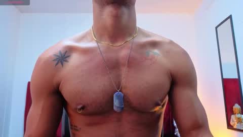 Snapshot of damonblackj chatting on November 5, 2025, 9:04 pm Damon online show from November 5, 2025, 9:04 pm