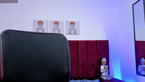 Snapshot of damonblackj chatting on November 6, 2025, 8:21 pm Damon online show from November 6, 2025, 8:21 pm