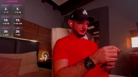 D A M O N online show from November 13, 2025, 2:49 pm