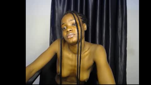 leah online show from October 26, 2025, 5:57 am