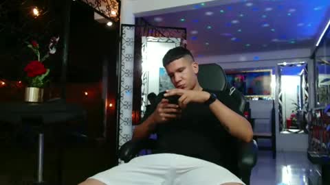 damyan_2003 online show from September 24, 2025, 2:26 am