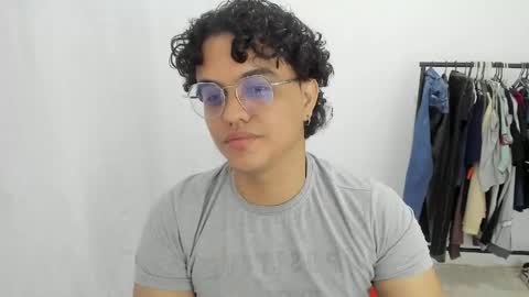 Diane Blosson online show from April 21, 2026, 12:12 am