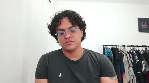 Diane Blosson online show from April 22, 2026, 1:52 am