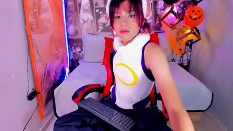 D A N online show from October 31, 2025, 2:18 pm