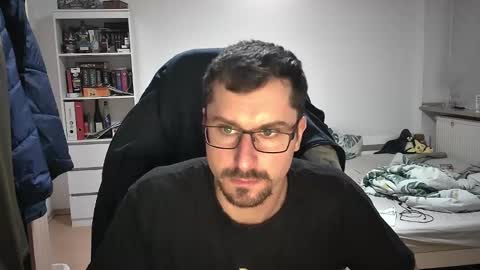 King Dan online show from December 8, 2024, 7:11 pm