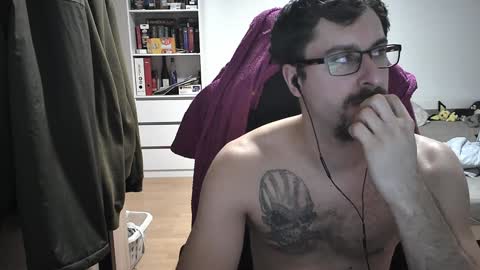 King Dan online show from February 2, 2025, 7:04 pm