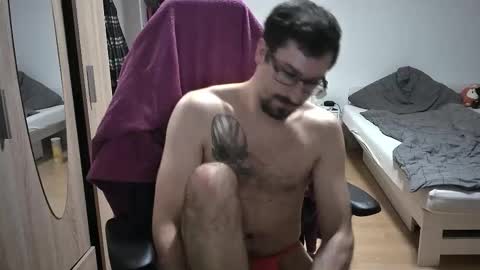 Snapshot of dan_the_man405 chatting on December 20, 2025, 8:05 pm King Dan online show from December 20, 2025, 8:05 pm