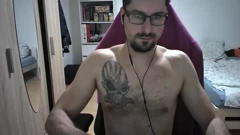 Snapshot of dan_the_man405 chatting on February 4, 2026, 9:09 pm King Dan online show from February 4, 2026, 9:09 pm