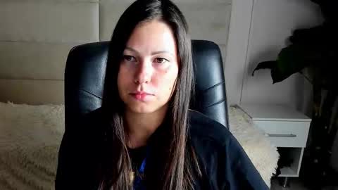 Dana Dom online show from October 20, 2025, 12:33 am