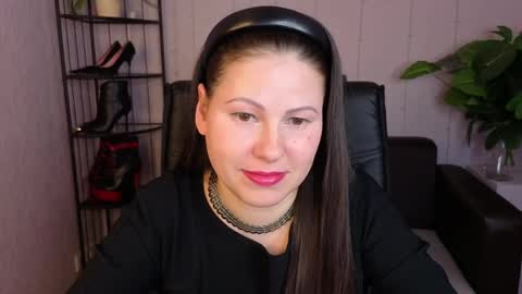 Dana Dom online show from April 9, 2026, 6:41 am