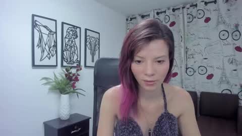 Danaa Rey online show from February 19, 2025, 11:28 am