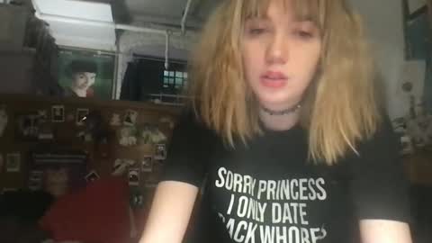 Snapshot of danceissexisbeauty2 chatting on March 27, 2026, 11:48 pm Your submissive patient online show from March 27, 2026, 11:48 pm