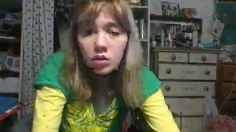 Snapshot of danceissexisbeauty2 chatting on April 15, 2026, 12:39 am Your submissive patient online show from April 15, 2026, 12:39 am