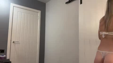 DJ online show from April 10, 2026, 3:17 pm