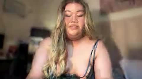 Snapshot of dangerous_womanxx chatting on July 24, 2026, 2:37 pm Ms. K online show from July 24, 2026, 2:37 pm
