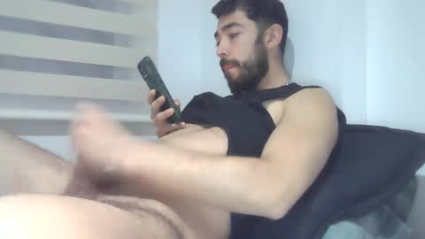 dani3l9905 online show from September 26, 2025, 5:55 am