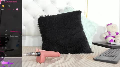 DANI online show from December 17, 2024, 10:11 pm