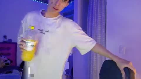 Dani Dancer online show from April 2, 2026, 11:13 pm