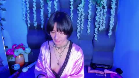 dani_dream online show from April 13, 2026, 4:01 pm