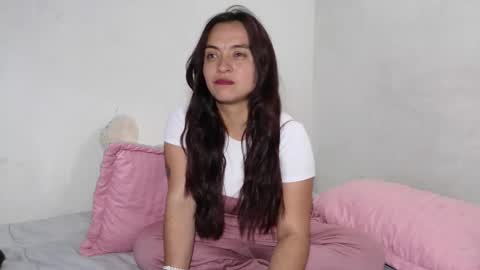 dani_widow online show from January 8, 2025, 3:19 am