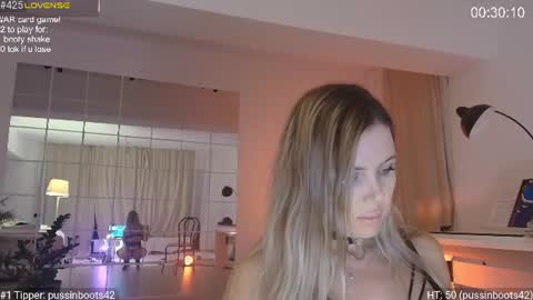 daniangel_web online show from July 31, 2026, 6:40 pm